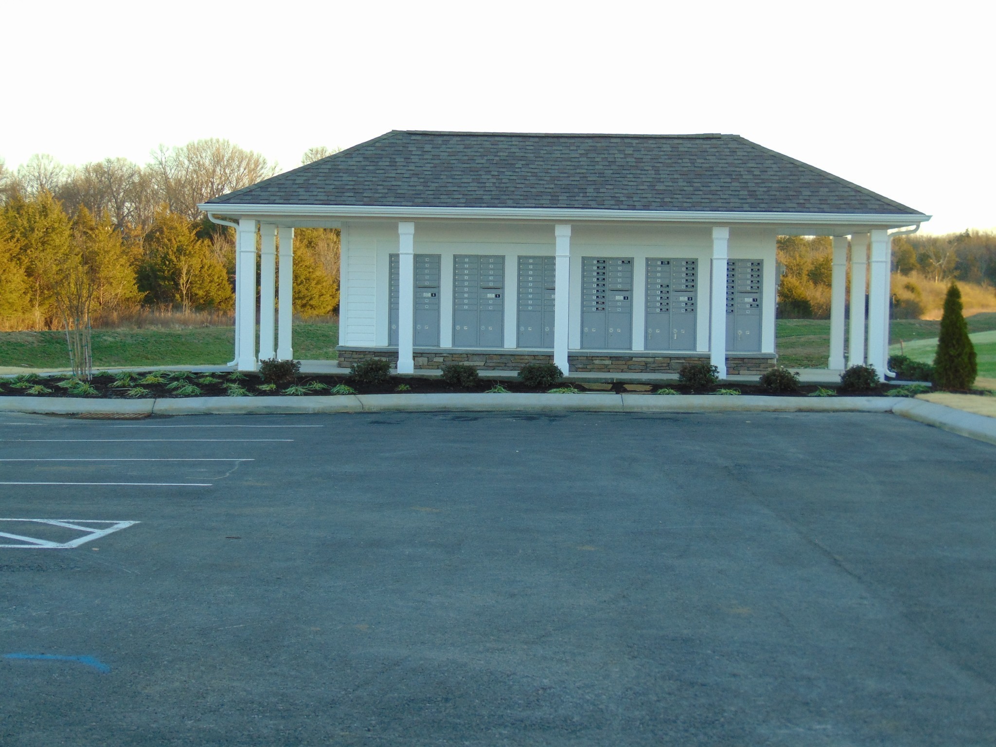 3725 Country Park Lane