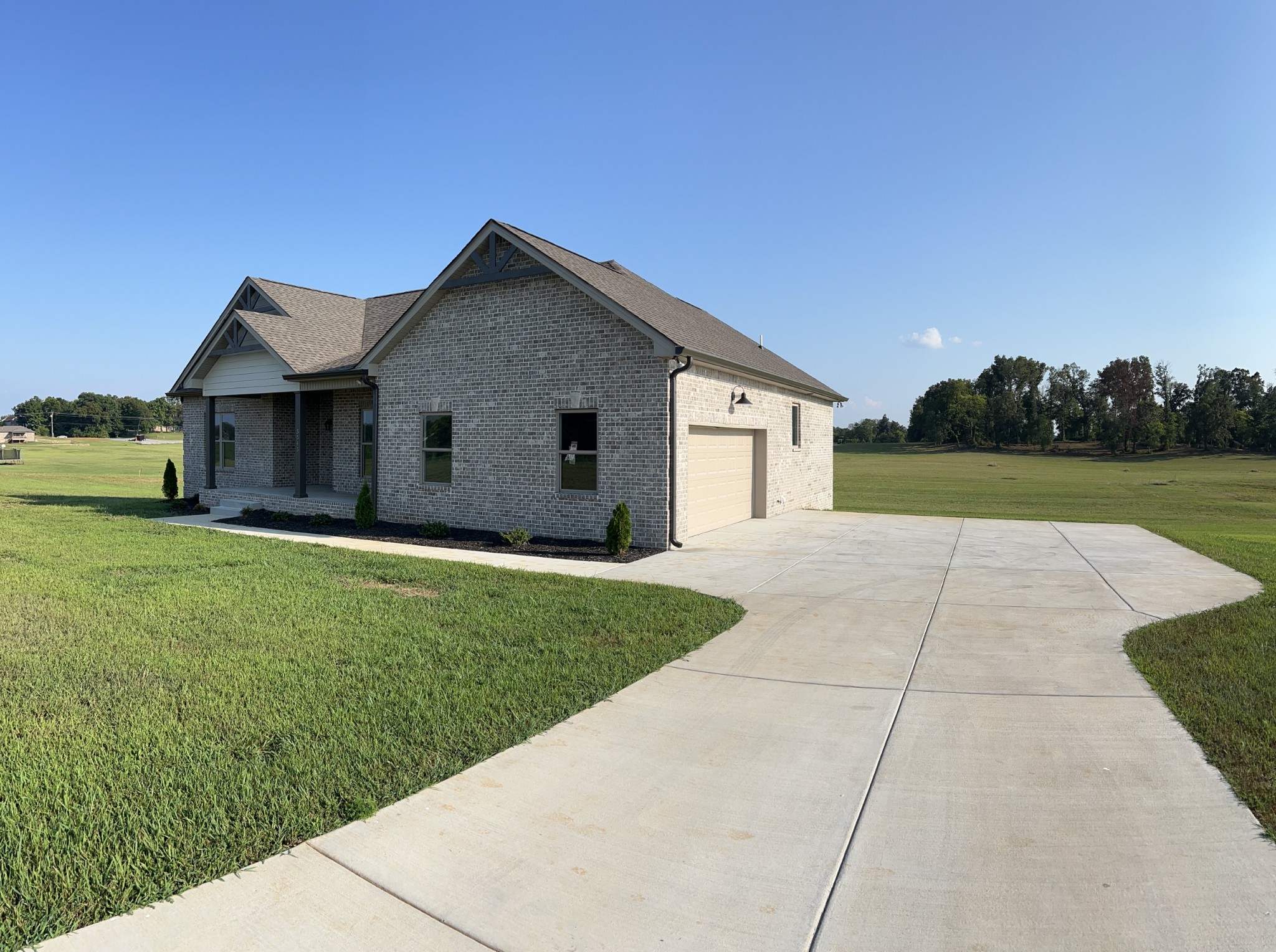 5345 Roy Holman Rd