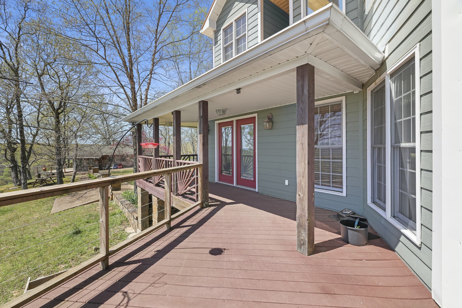 386 Hanging Rock Dr
