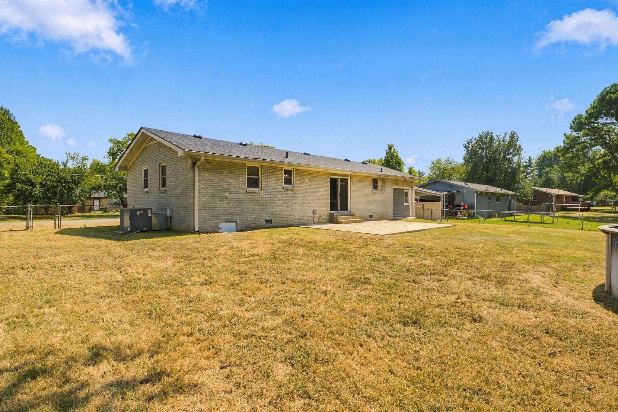 105 Elk Ave