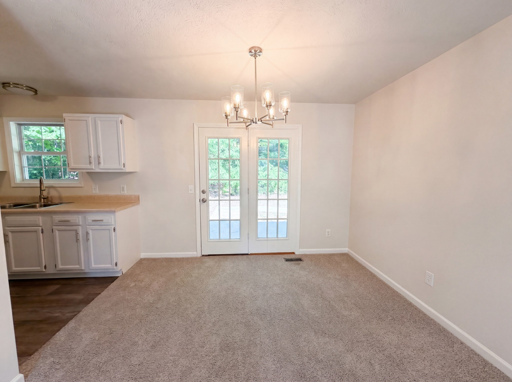135 Silver Leaf Cir