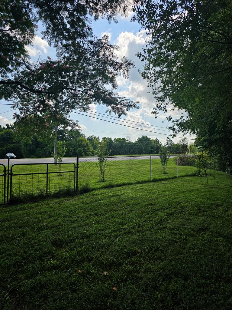 4923 Highway 41 N