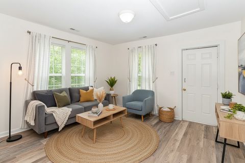 1018 Bridge St Columbia TN 38401