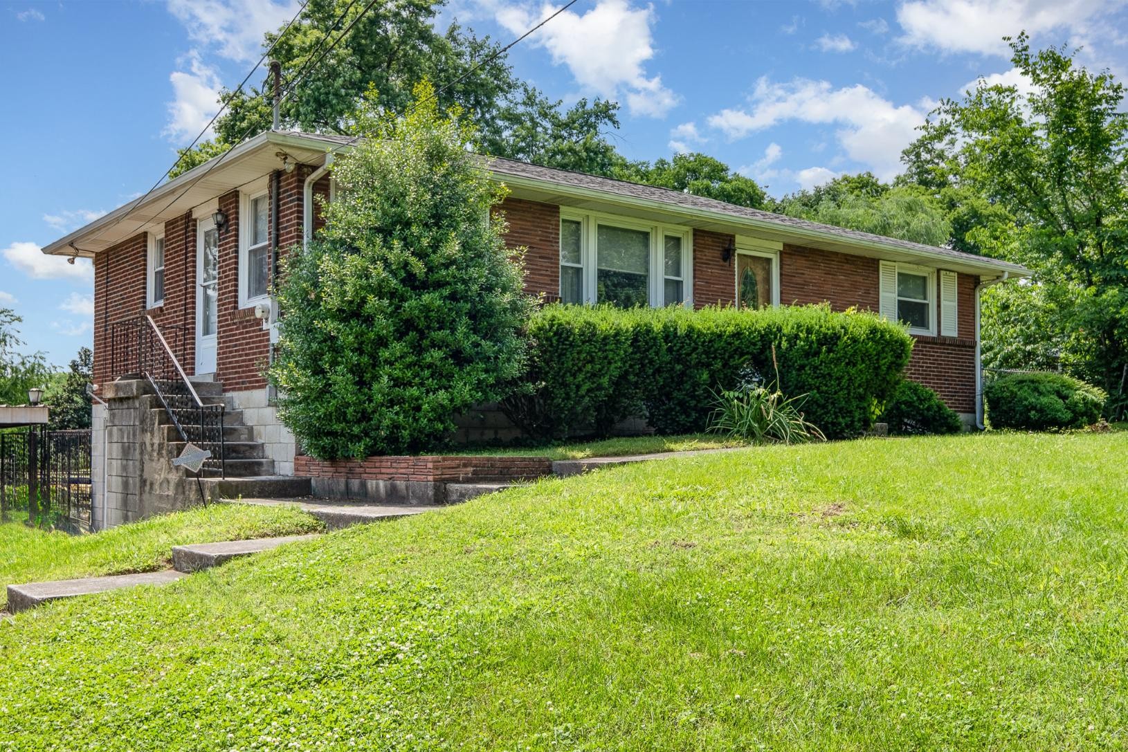 924 Shauna Drive
