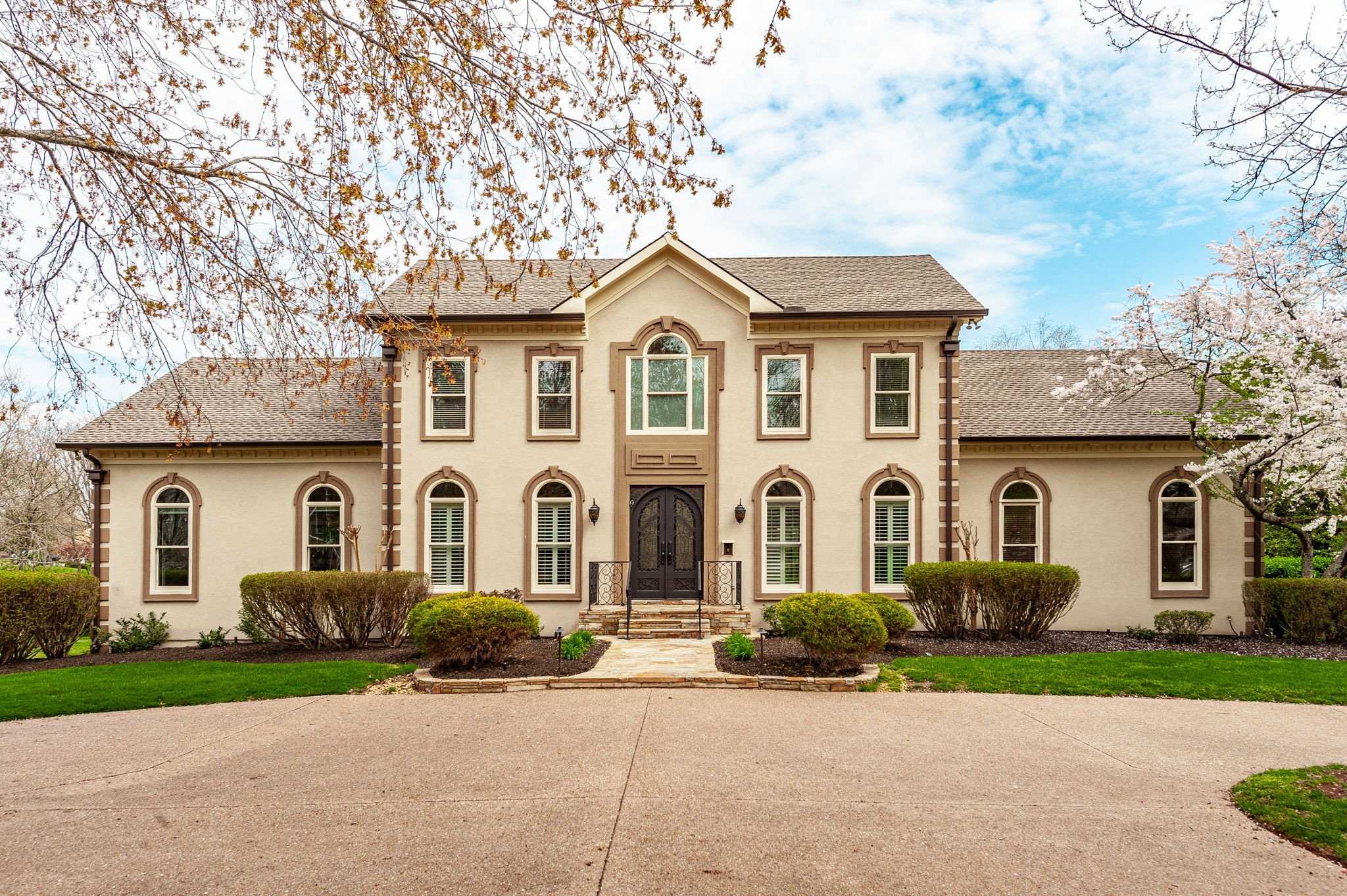 651 Post Oak Cir