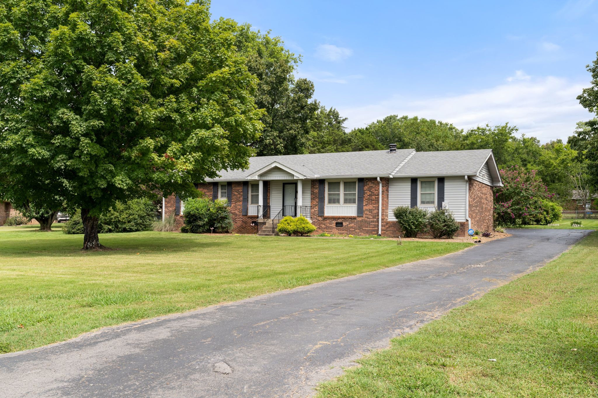 1509 Burchett Dr