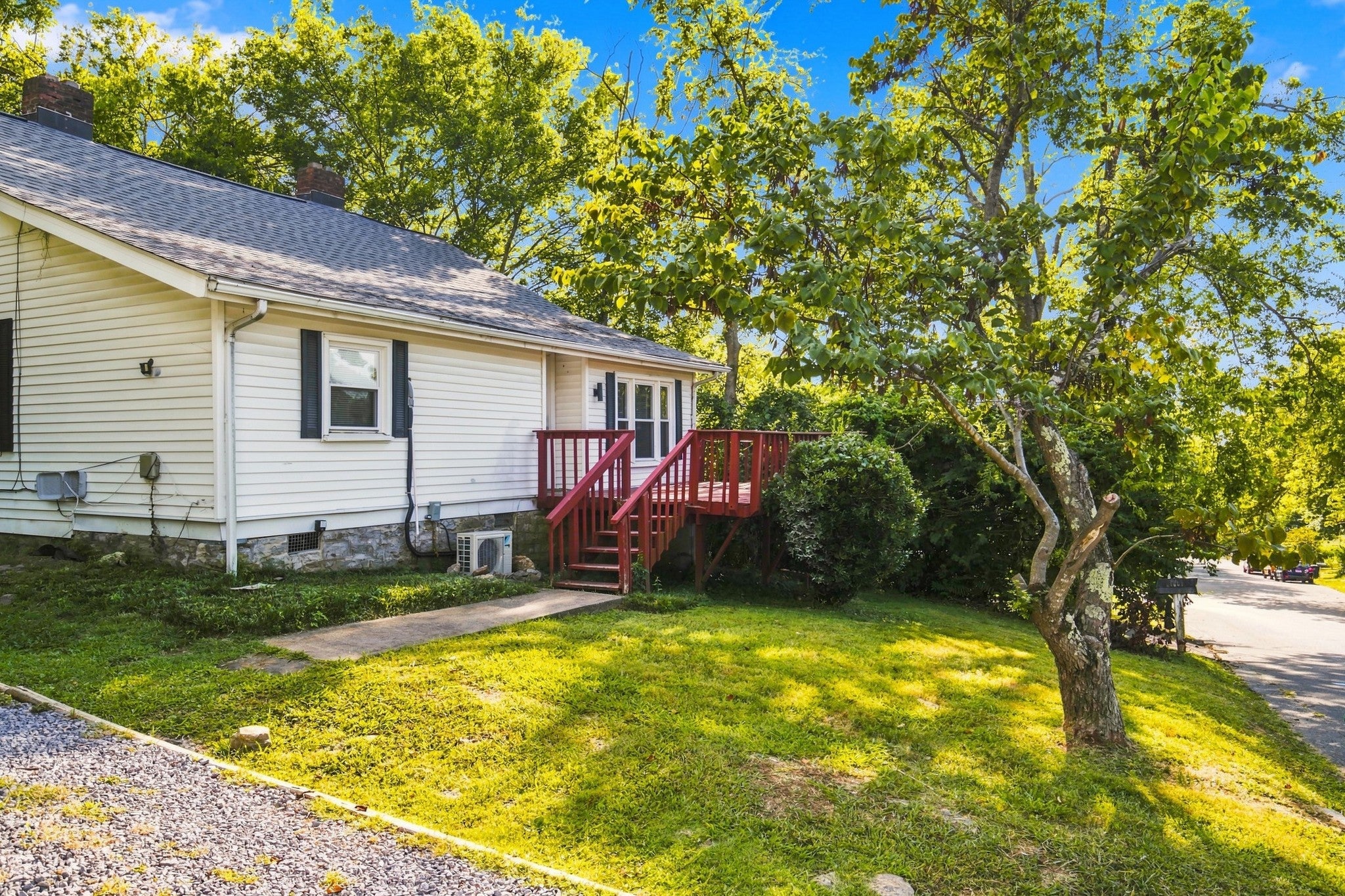 4001 Dakota Ave #1