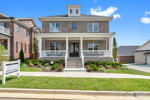 1204 Luckett Rd Nashville TN 37221