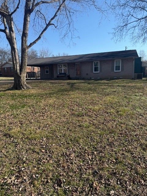 100 Hull Ln Hendersonville TN 37075