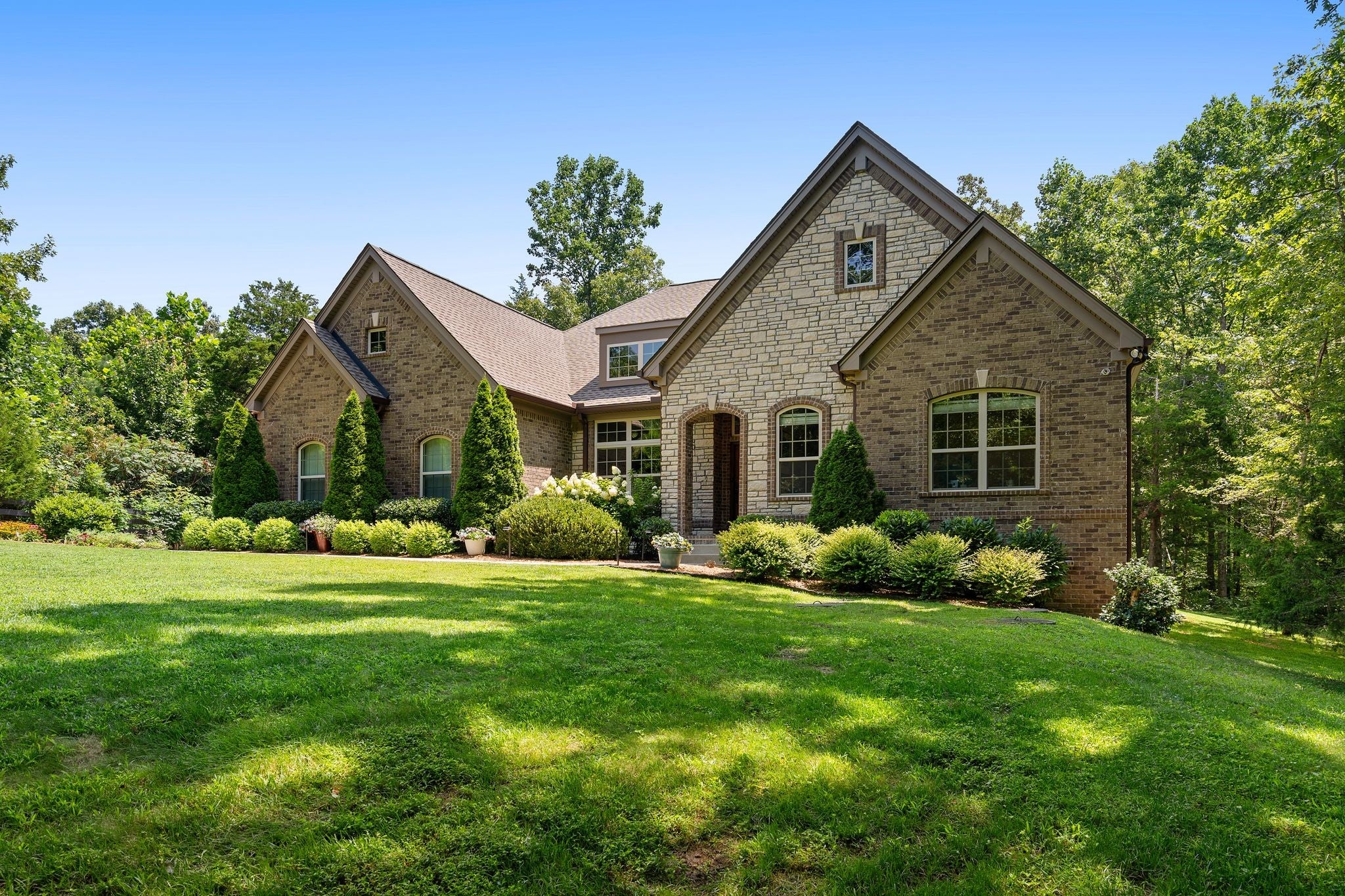 8012 Rose Ridge Pvt Lane