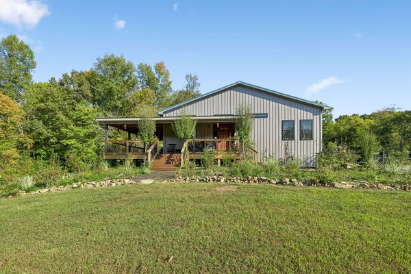 561 BODINE LOOP, HURRICANE MILLS, TN 37078 - Image a8e30116dcc342f29b17f08a367acd2a/2498452738