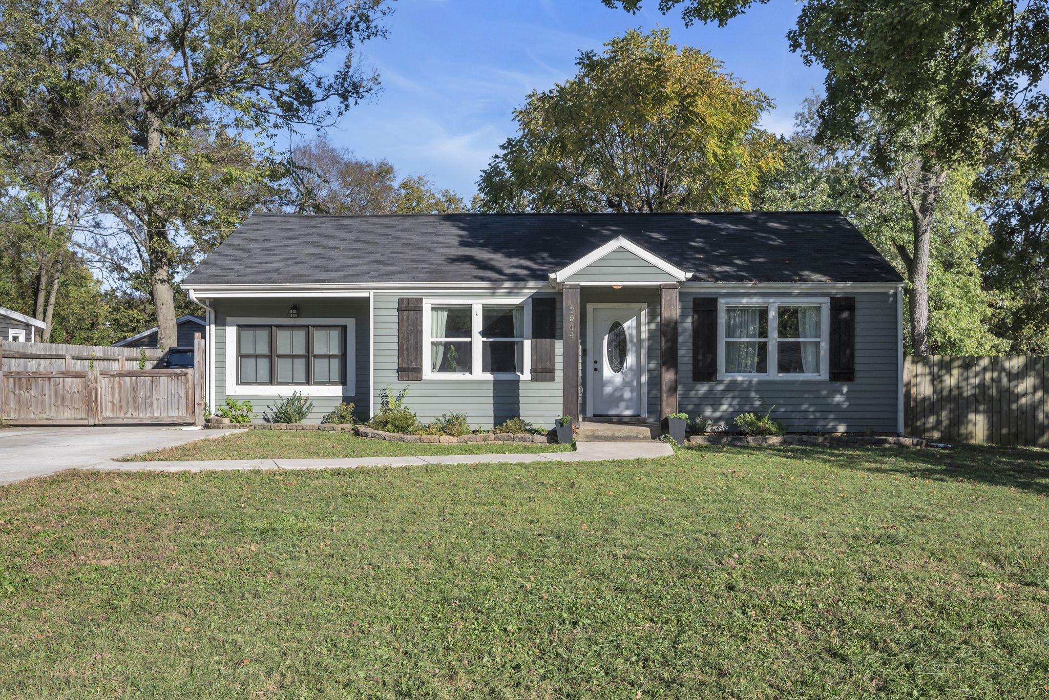 2814 Live Oak Rd