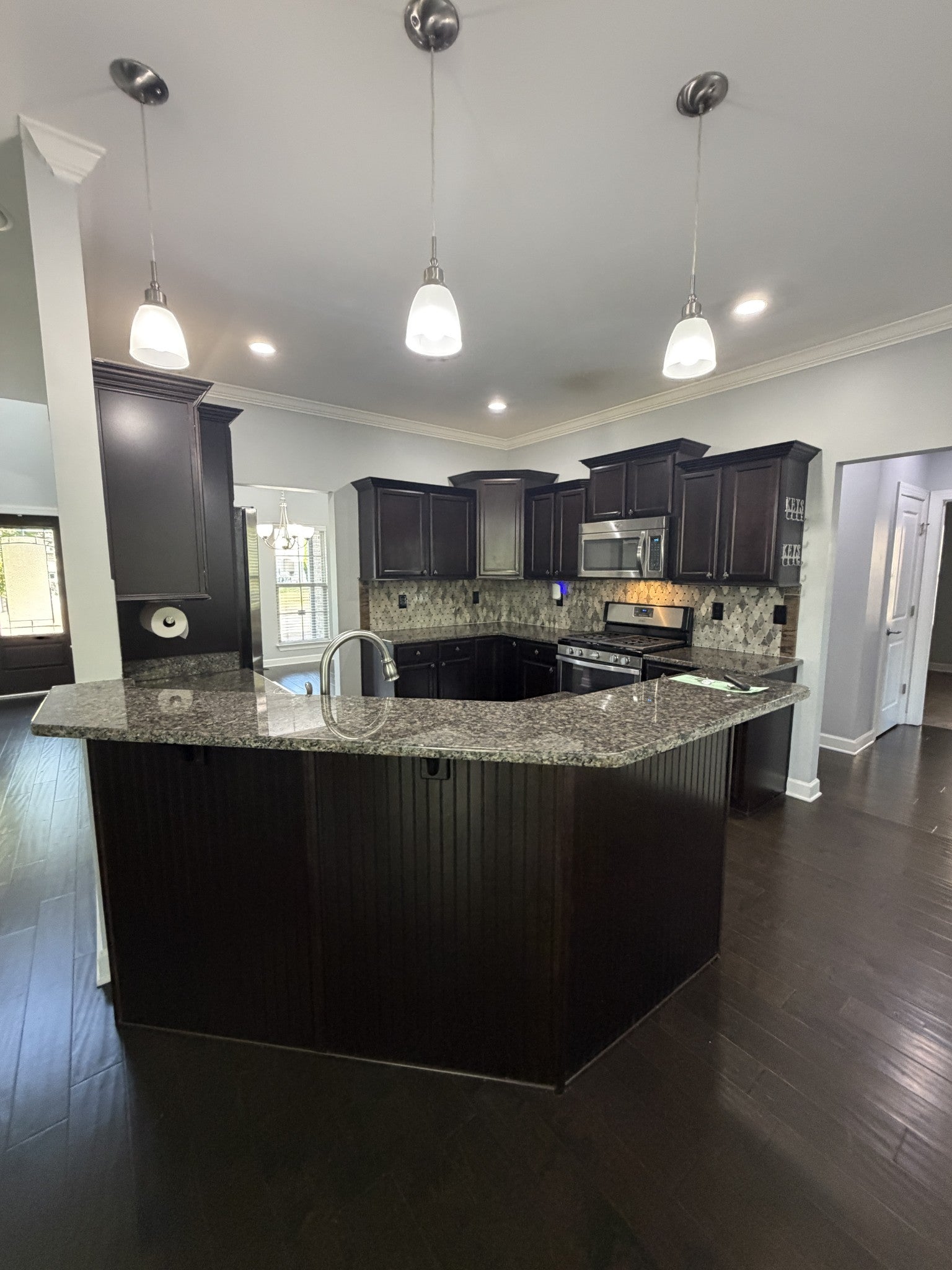 8299 Tapoco Ln, Brentwood TN 37027 4-bed home, photo 4 of 22