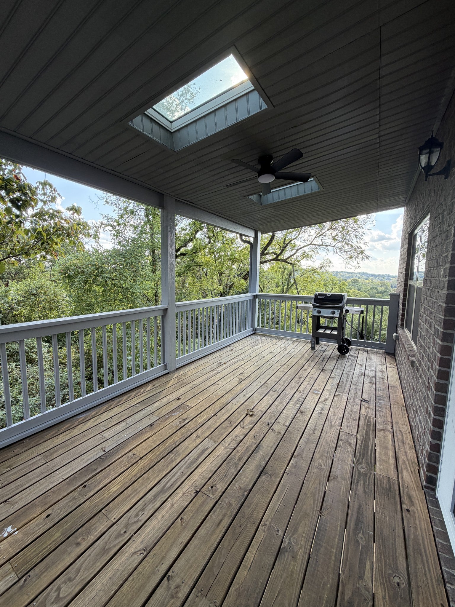 8299 Tapoco Ln, Brentwood TN 37027 4-bed home, photo 2 of 22