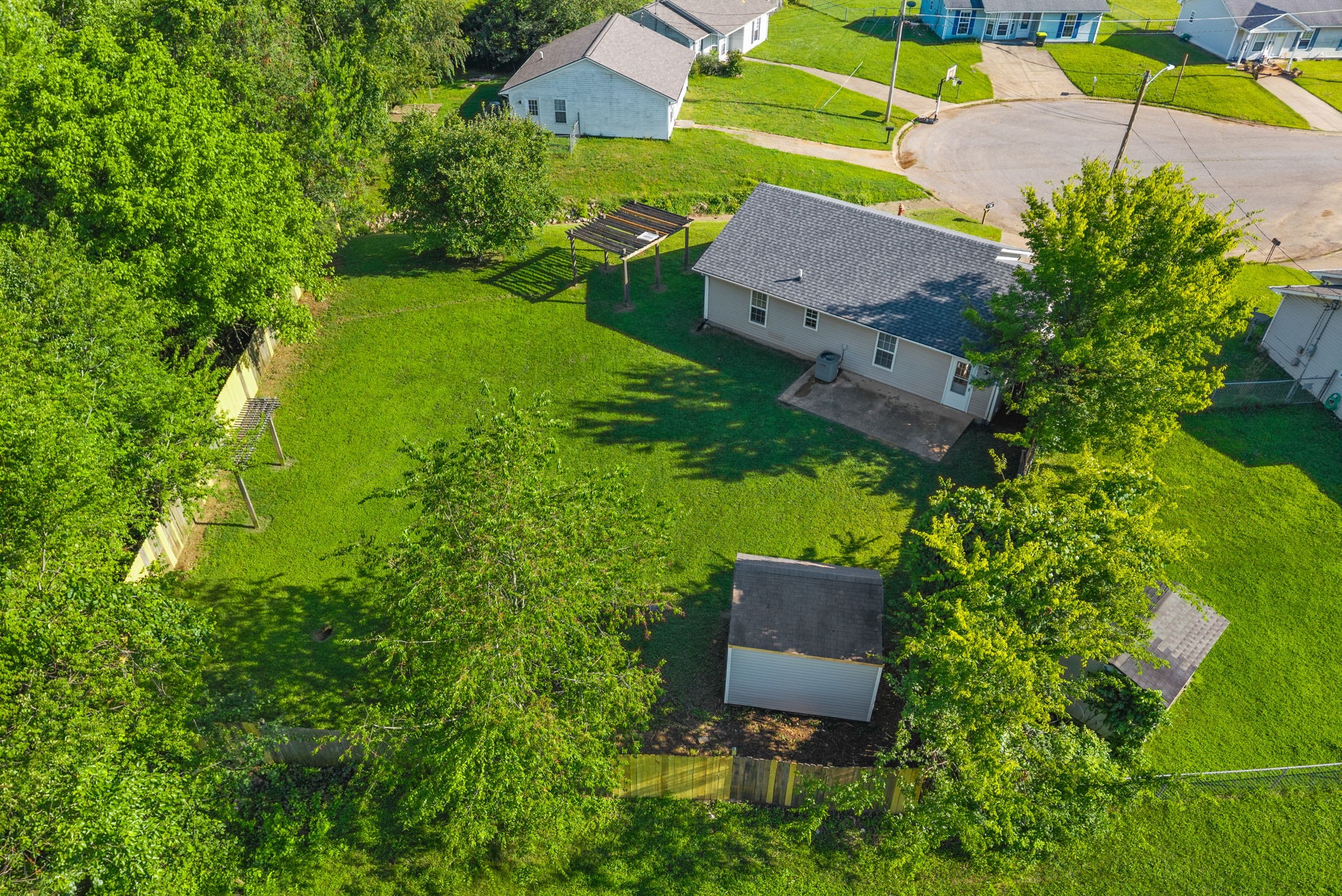 Oak Grove, Kentucky 42262, United States, 3 Bedrooms Bedrooms, ,2 BathroomsBathrooms,Residential,Active,164861