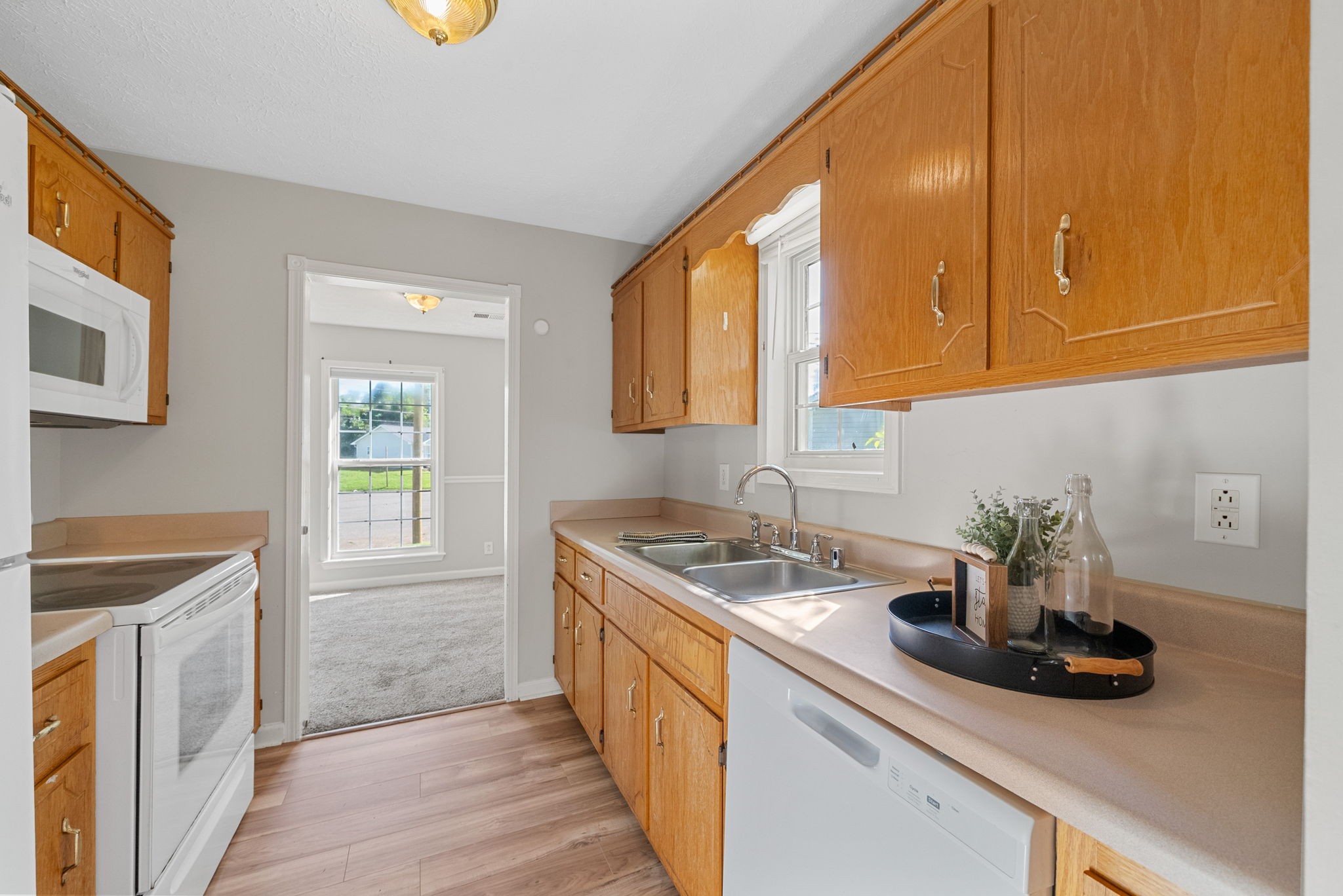 Oak Grove, Kentucky 42262, United States, 3 Bedrooms Bedrooms, ,2 BathroomsBathrooms,Residential,Active,164861