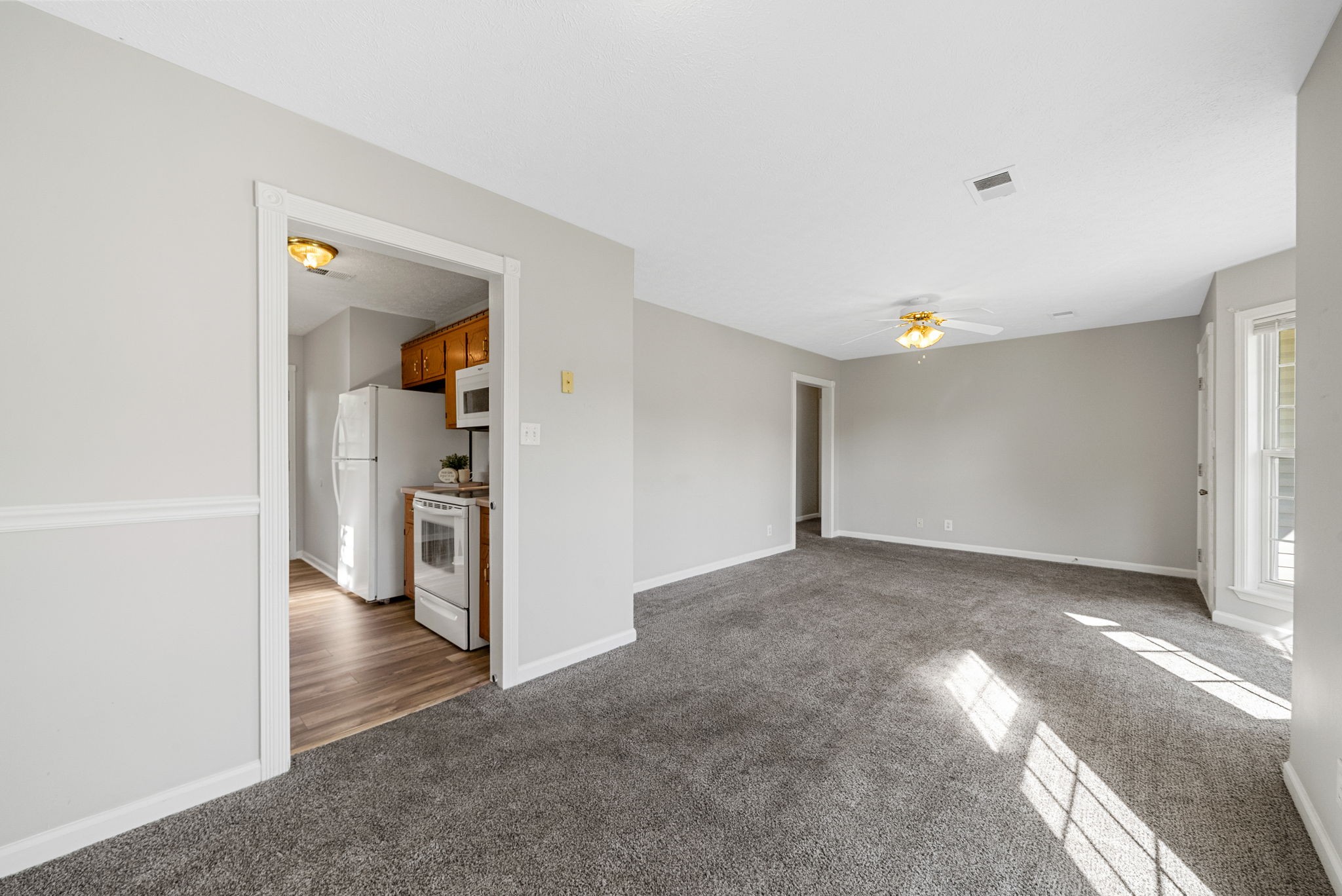 Oak Grove, Kentucky 42262, United States, 3 Bedrooms Bedrooms, ,2 BathroomsBathrooms,Residential,Active,164861