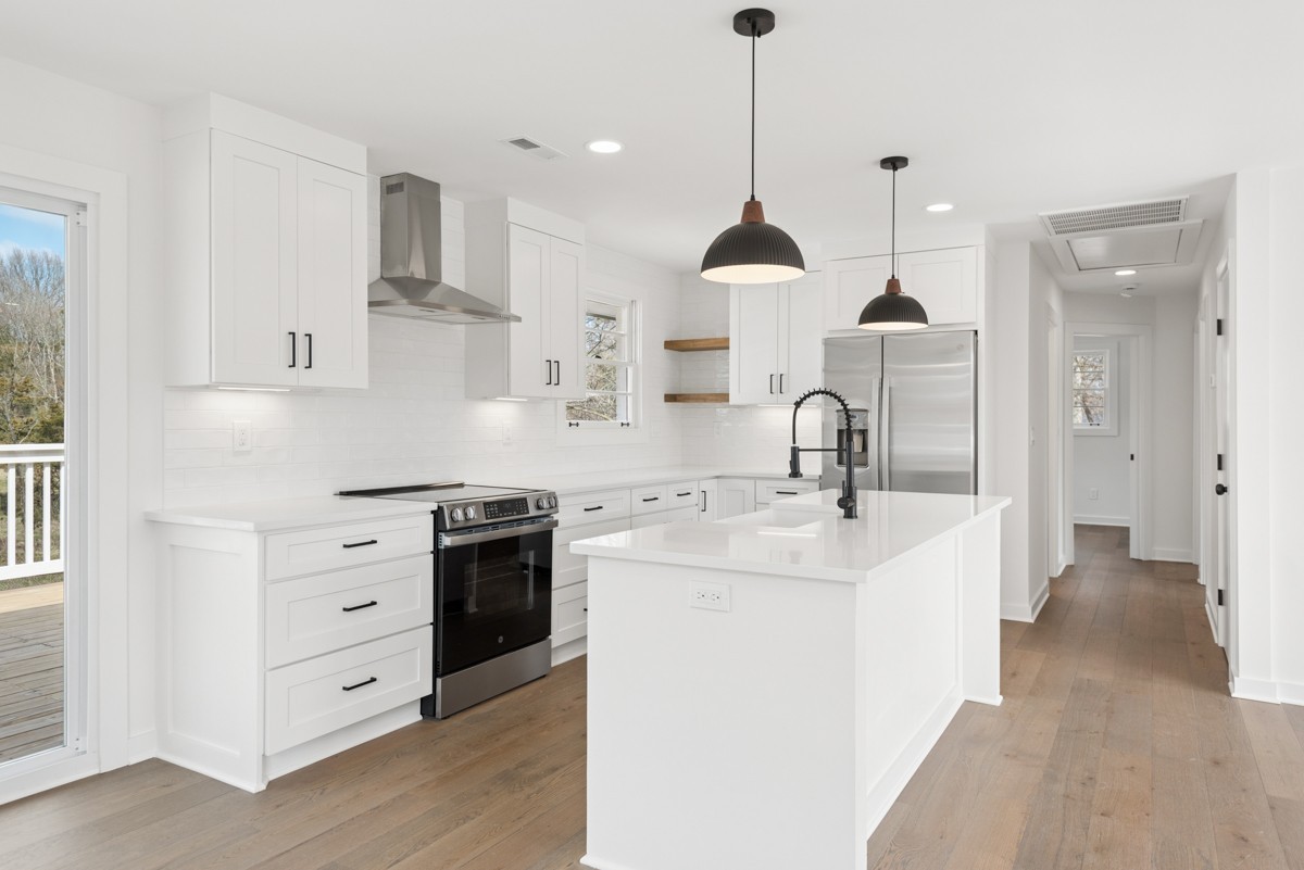 103 Peninsula Park Dr