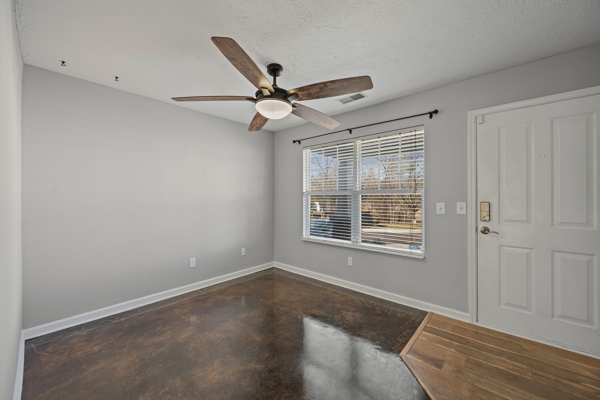 710 Flintlock Ct