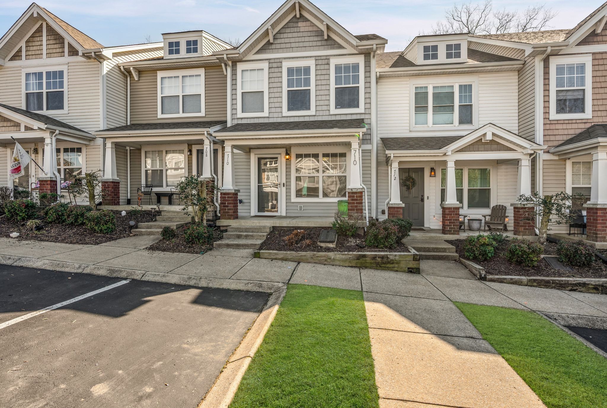 710 Flintlock Ct