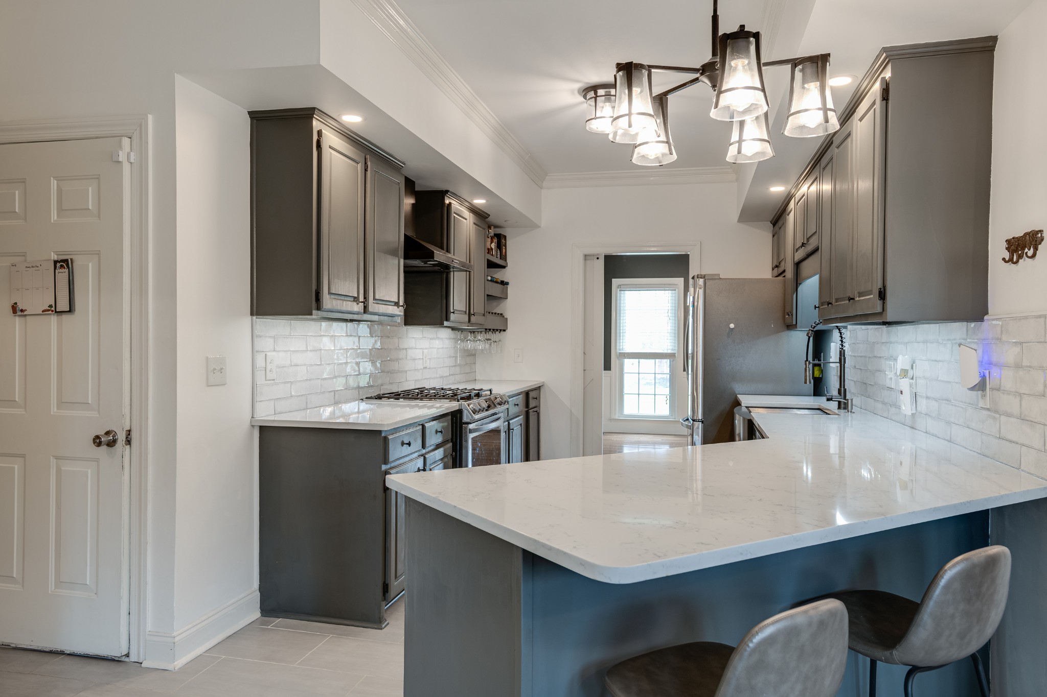 1607 Kensington Drive