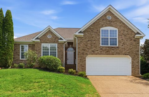 Photo of 3024 Farmville Cir, Spring Hill, TN 37174 (MLS # 3179373)