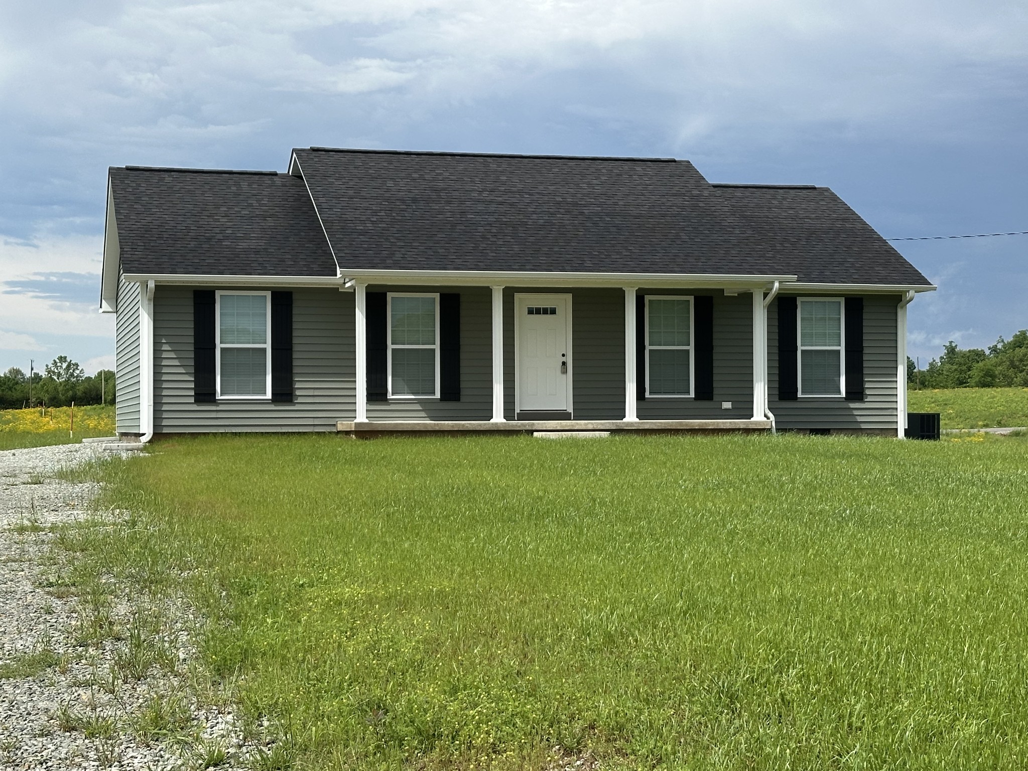 24 Henkle Ln