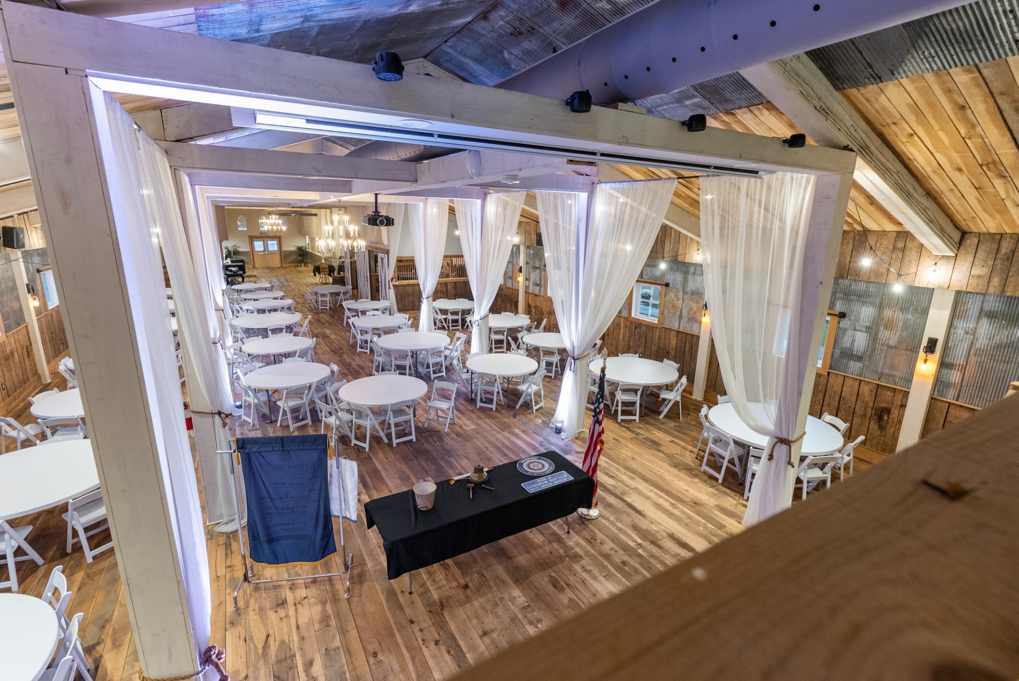 1190 W Ellington Pkwy