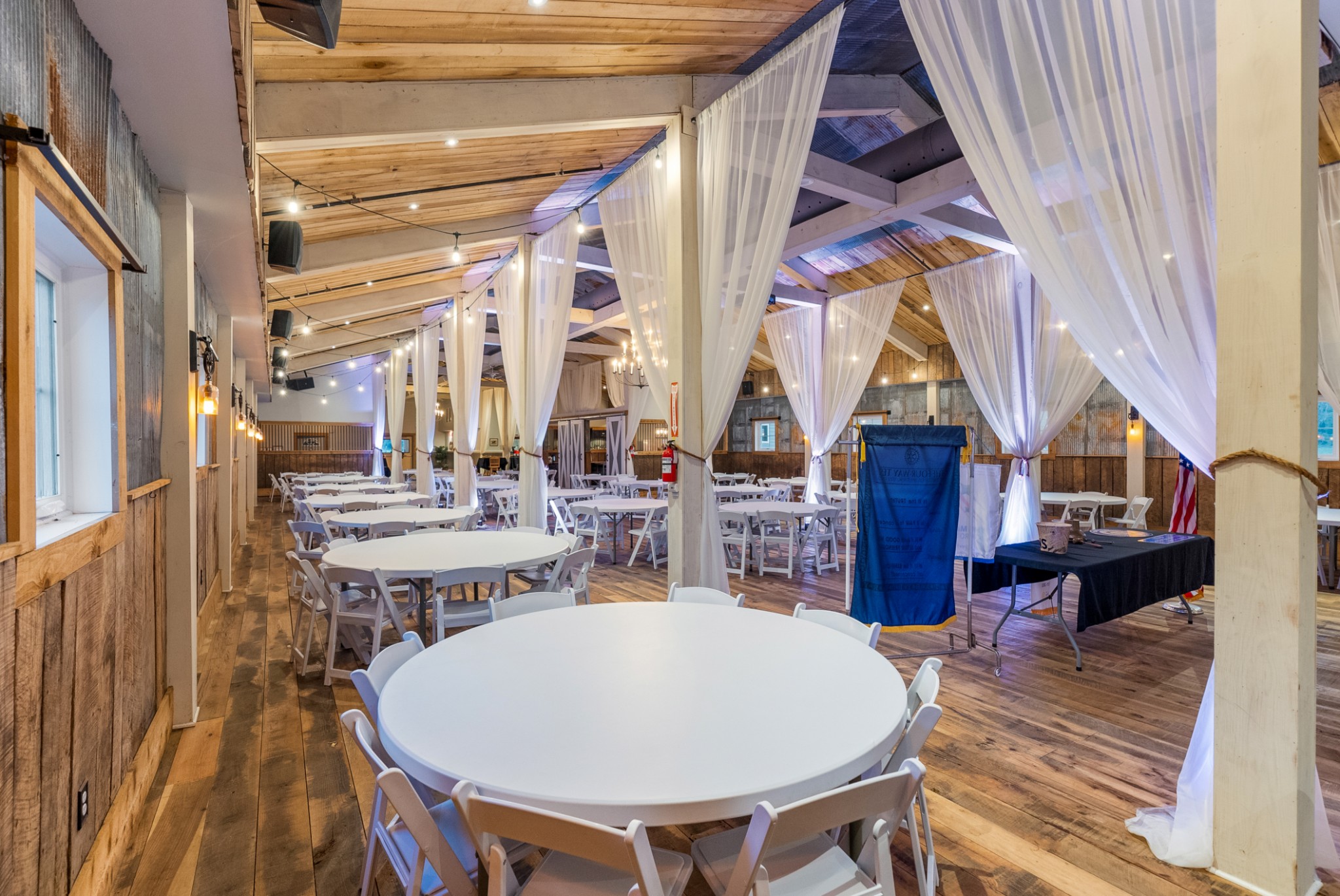 1190 W Ellington Pkwy