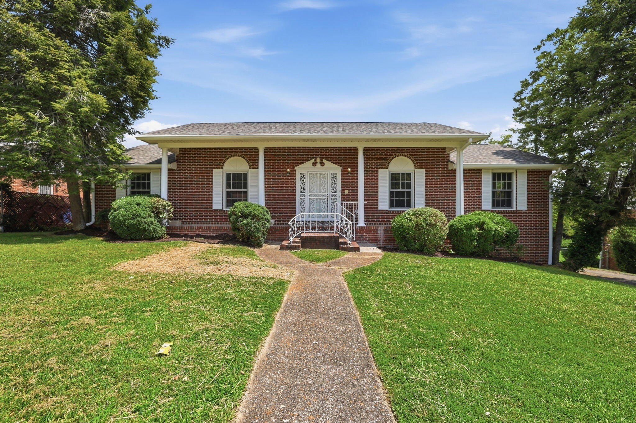 3833 Pin Oak Terrace