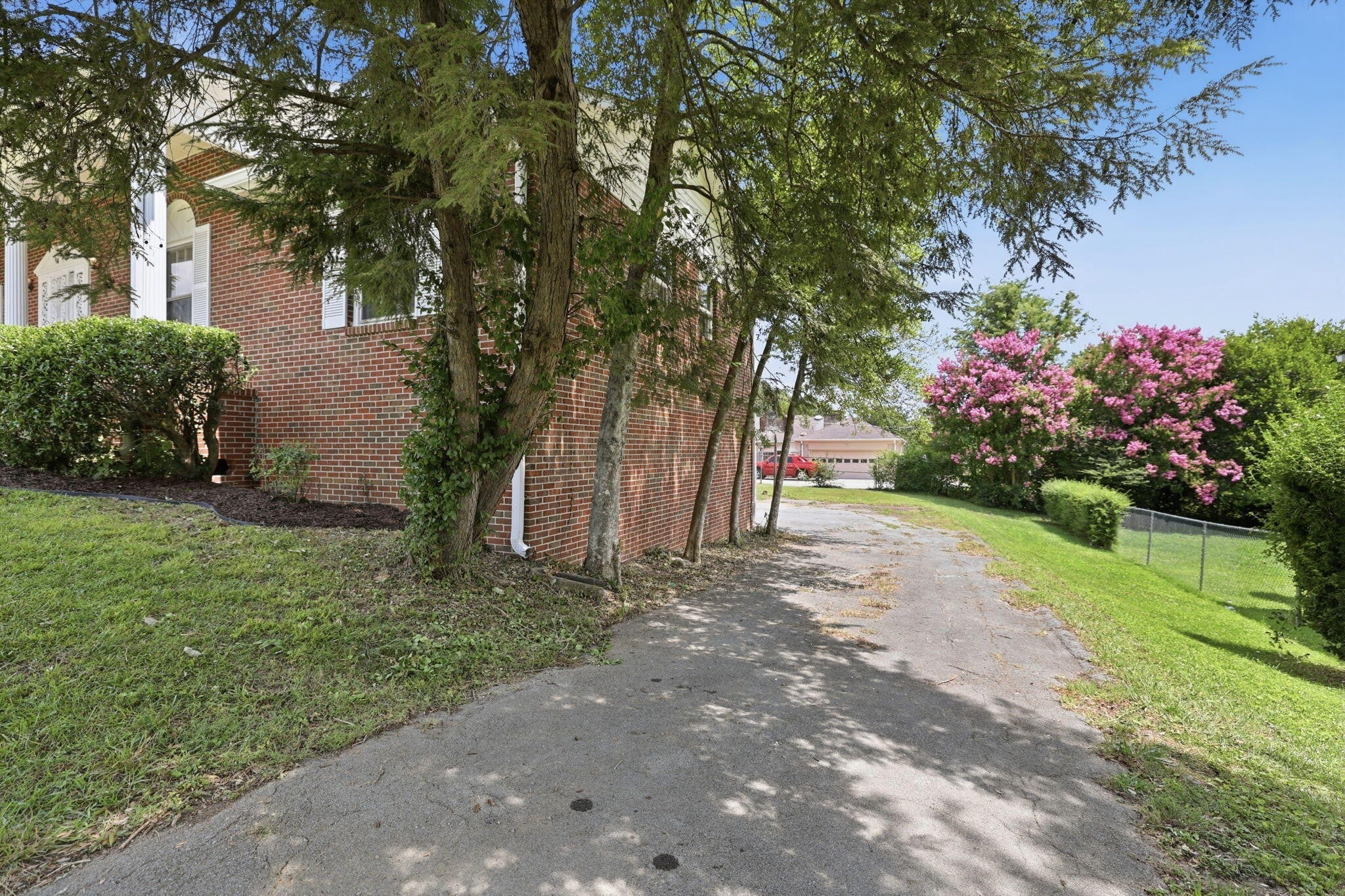 3833 Pin Oak Terrace
