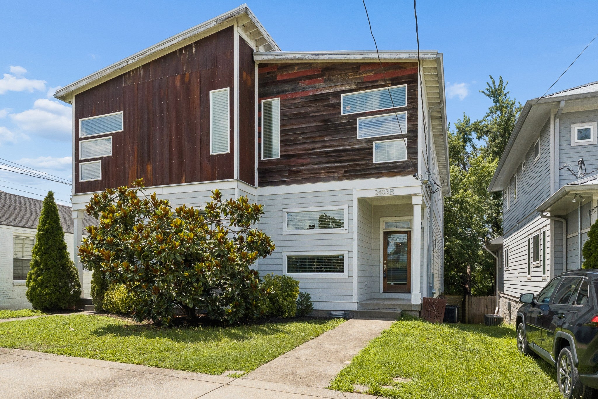 6-bed listing at 2403 Branch St A B, Nashville