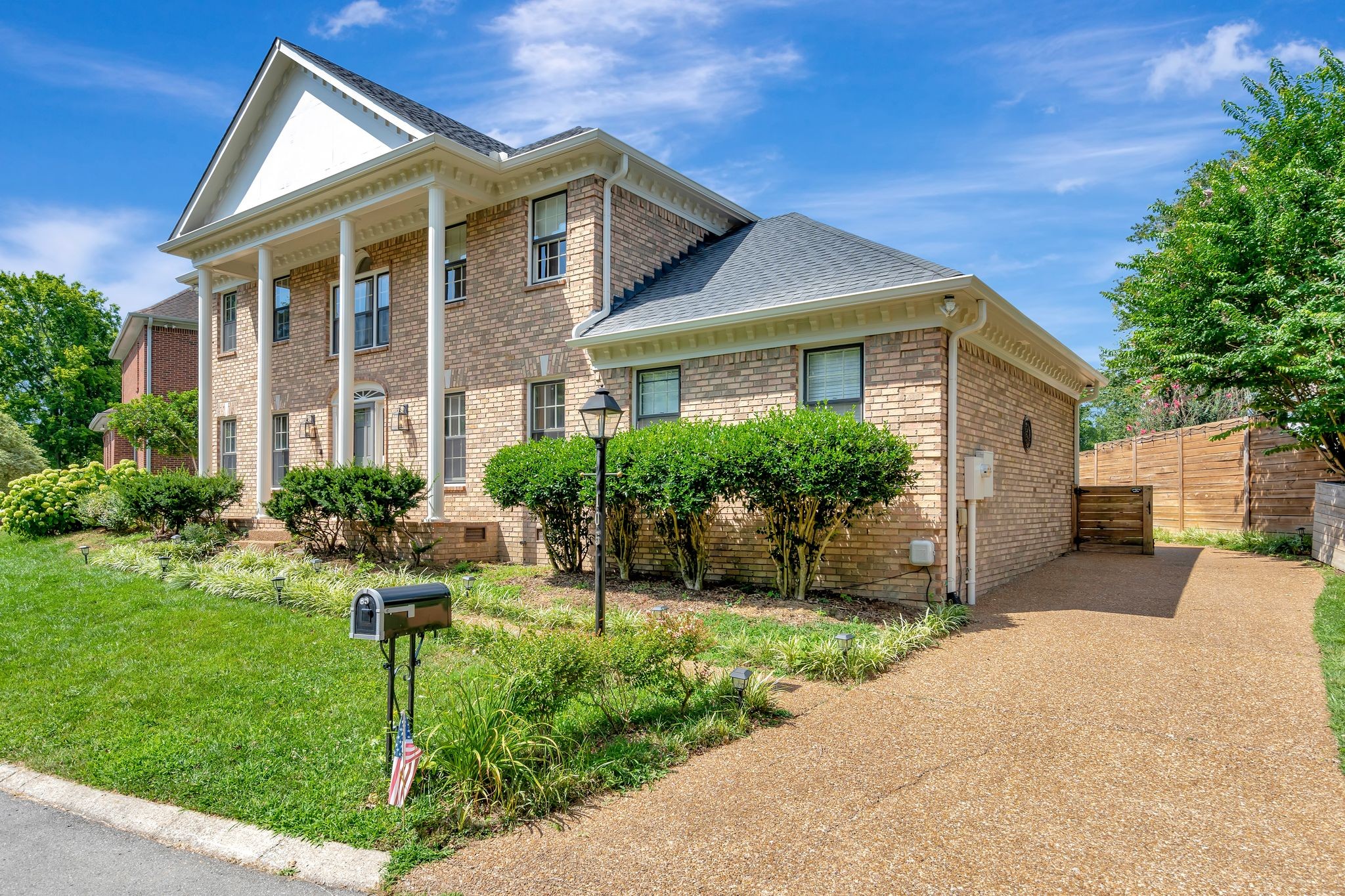 105 Belle Glen Dr