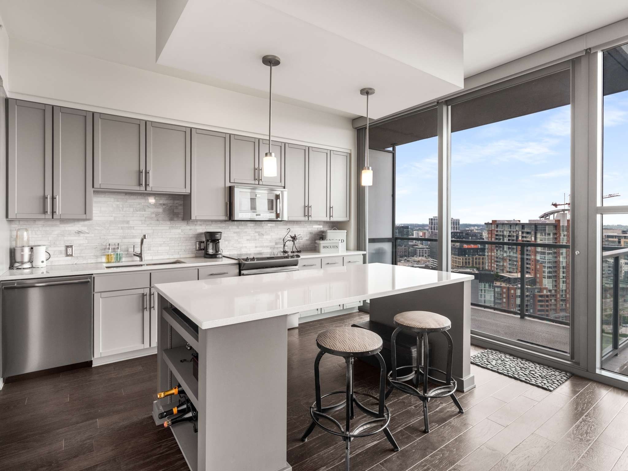 1212 Laurel St 2009 S