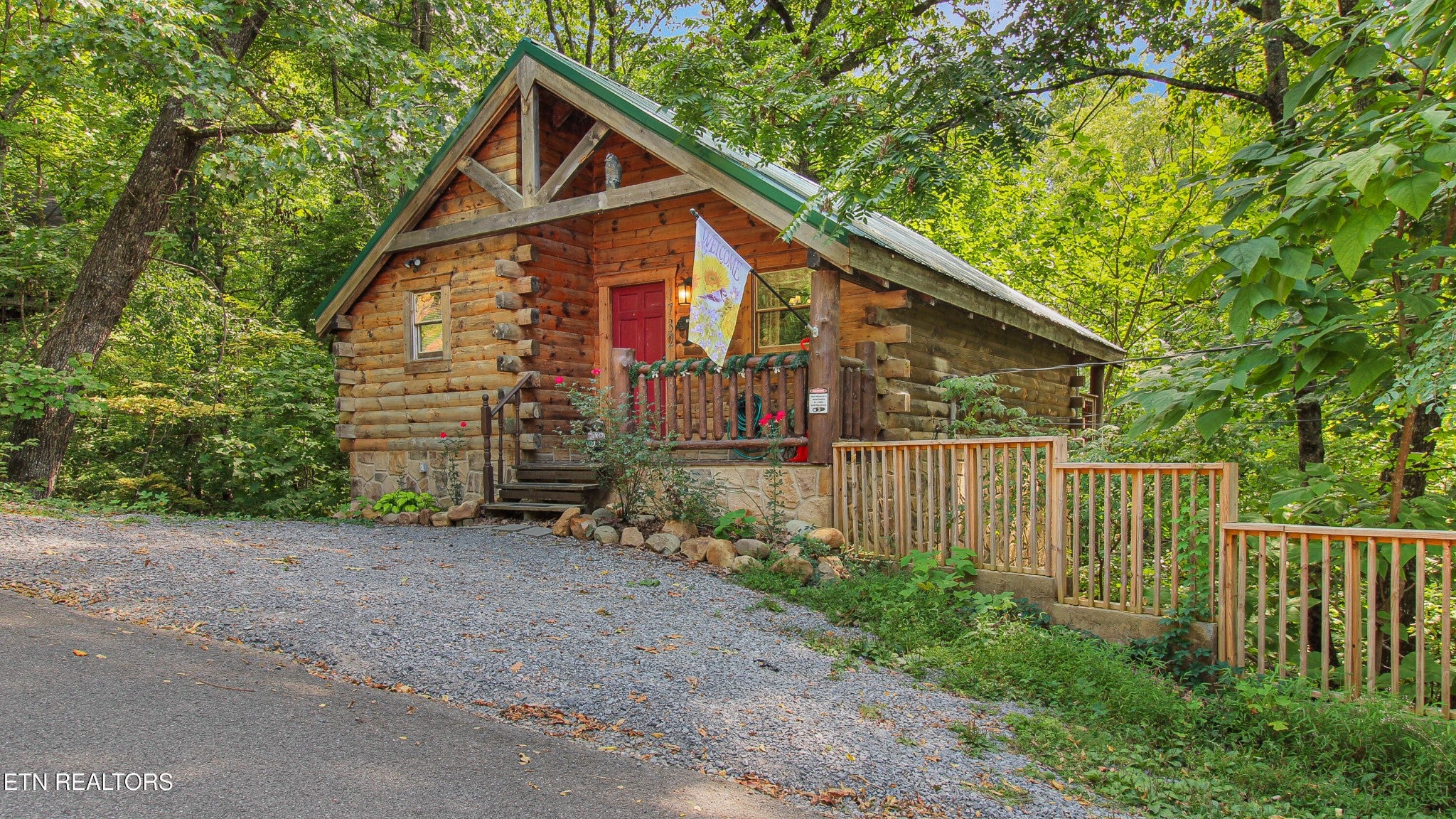 1732 Silver Poplar Lane