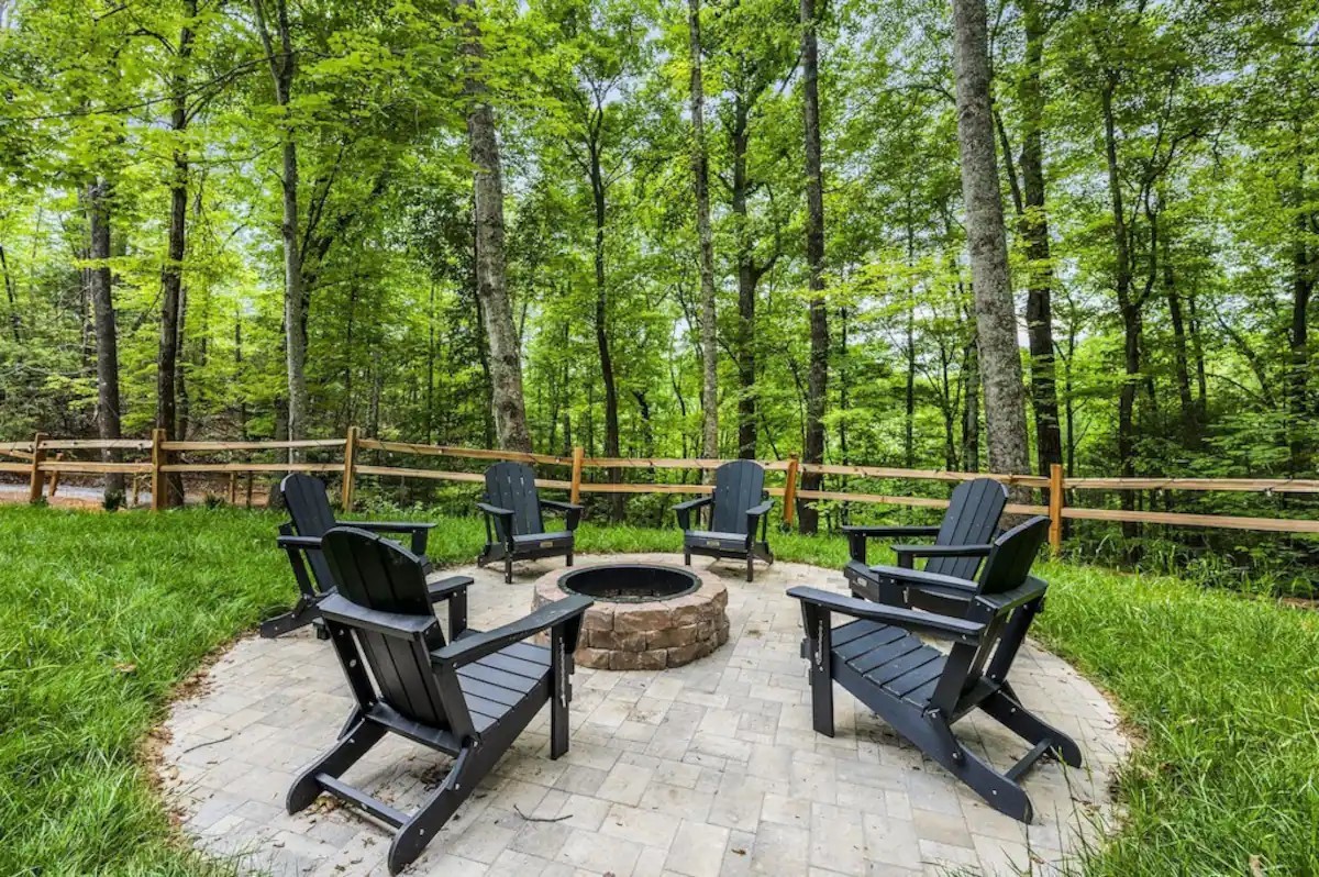 1137 Old Cartertown Rd