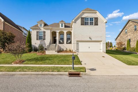 2645 Paddock Park Dr Thompsons Station TN 37179