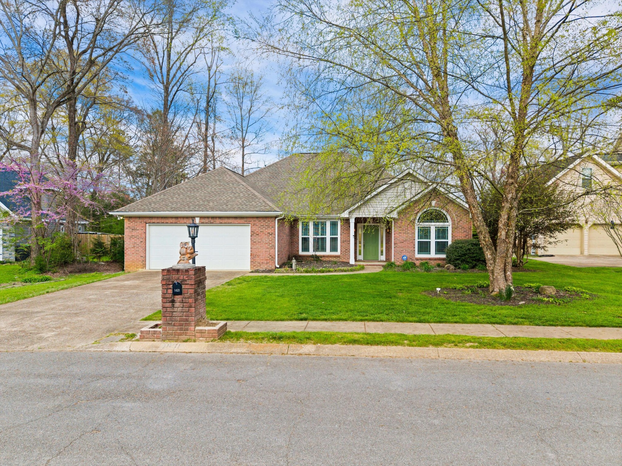 1621 Gunston Hall Road