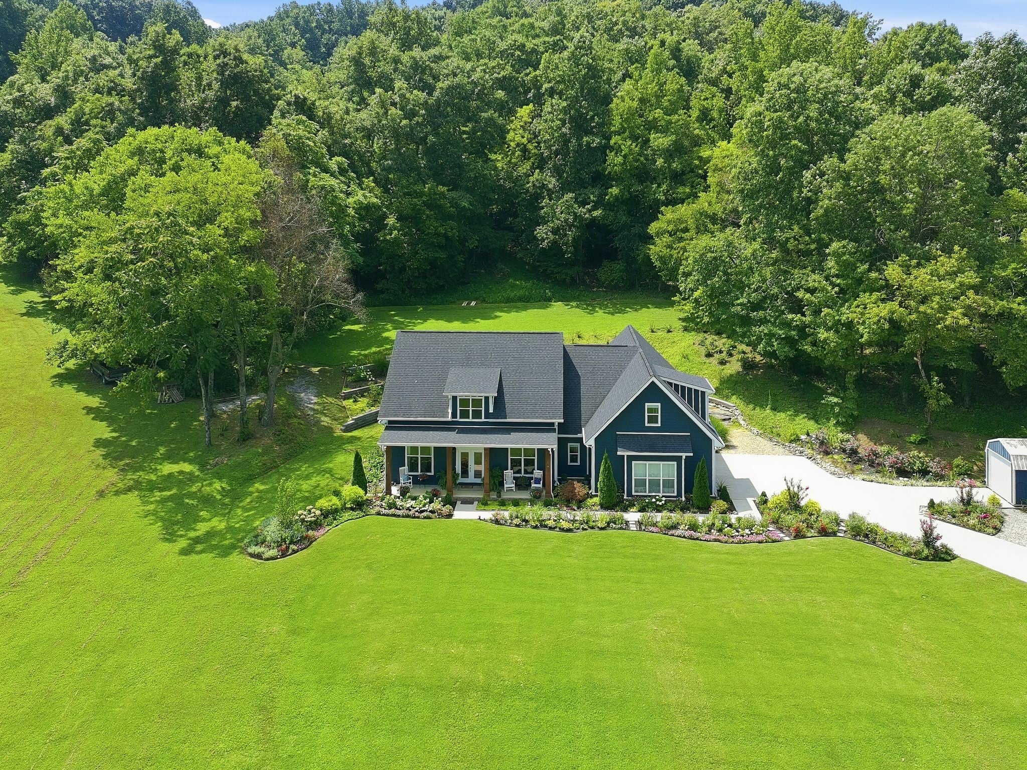 1007 Scenic Dr
