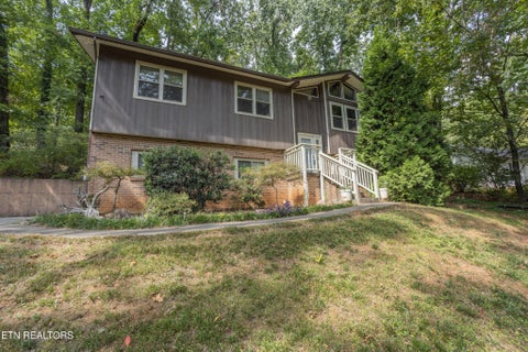 Photo of 5029 Ridgemont Drive, Knoxville, TN 37918 (MLS # 3597921)