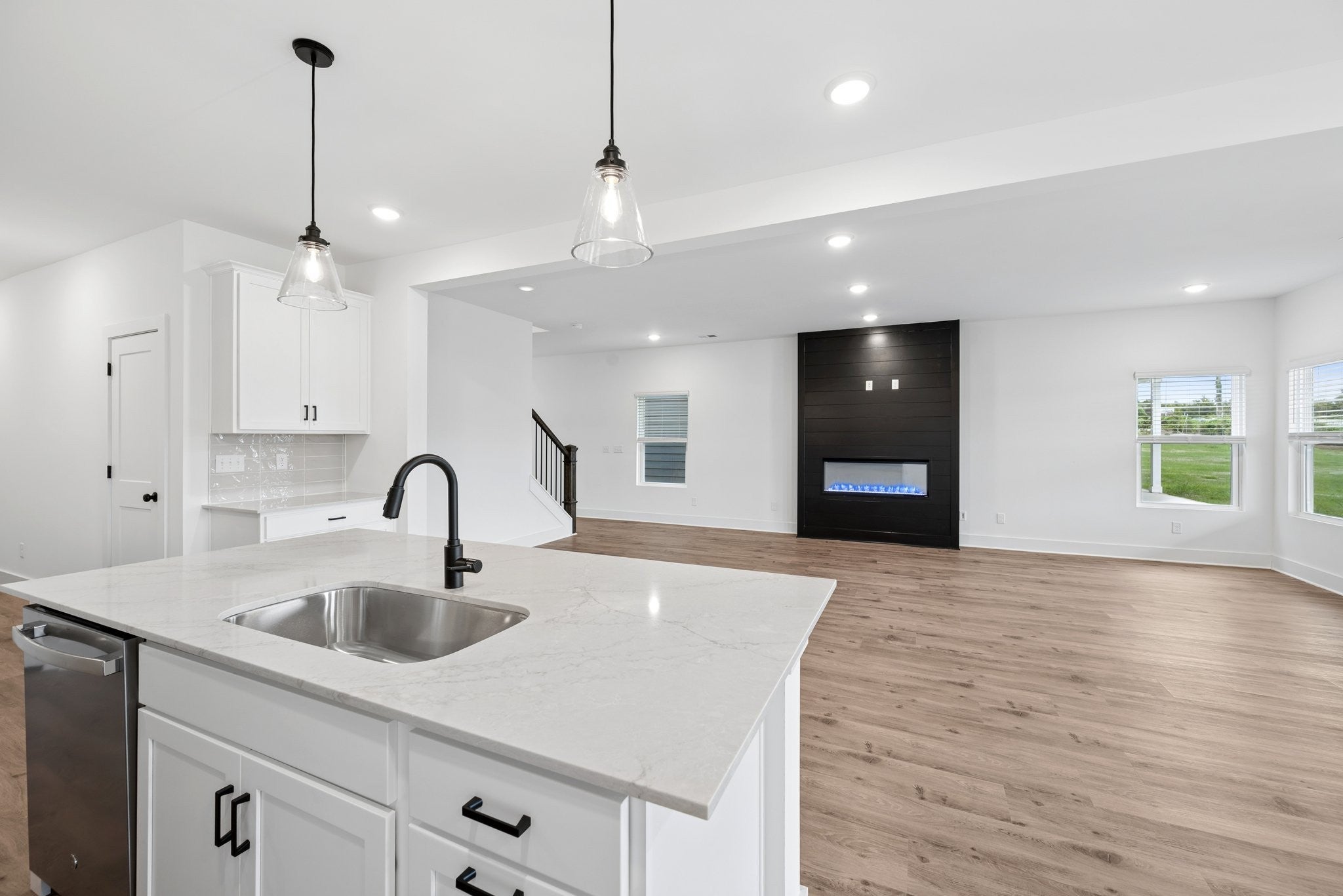 4-bed listing at 929 Watercourse Ct, Nashville