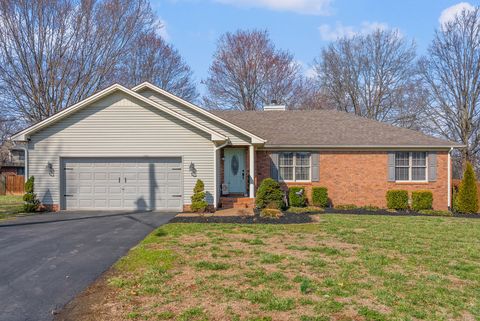 1407 Oak Tree Ct Hopkinsville KY 42240