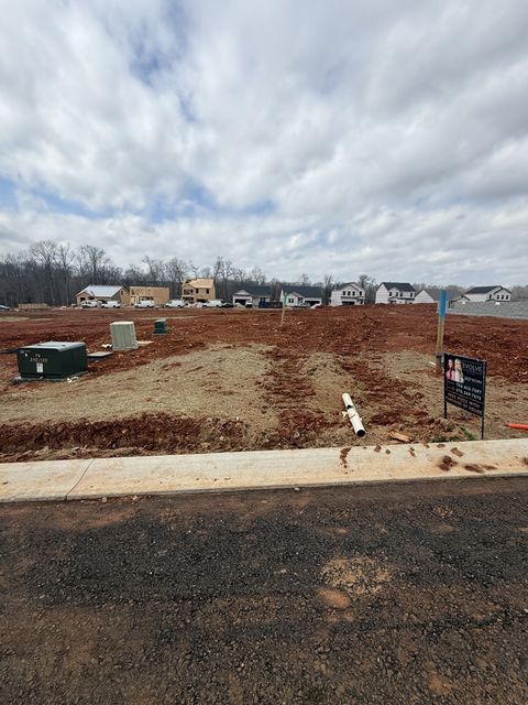 359 Cardinal Creek Clarksville TN 37040