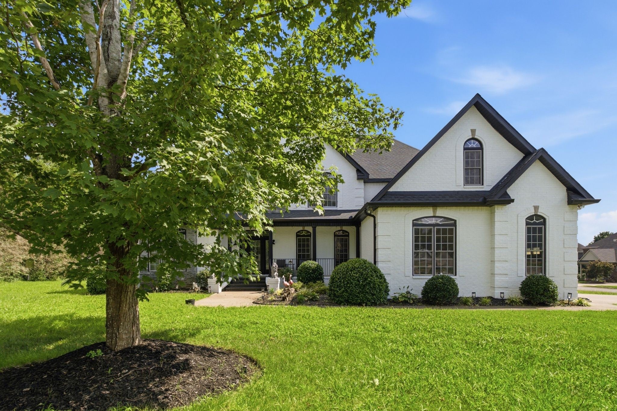 2205 Oakleigh Dr