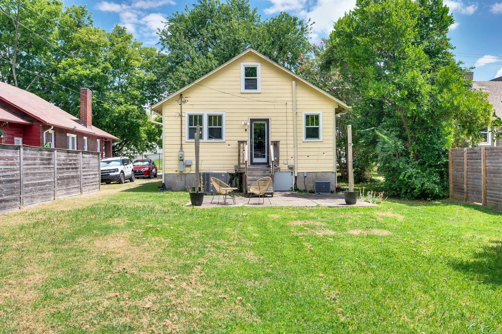 Nashville, Tennessee 37212, United States, 3 Bedrooms Bedrooms, ,2 BathroomsBathrooms,Residential,Active,183015