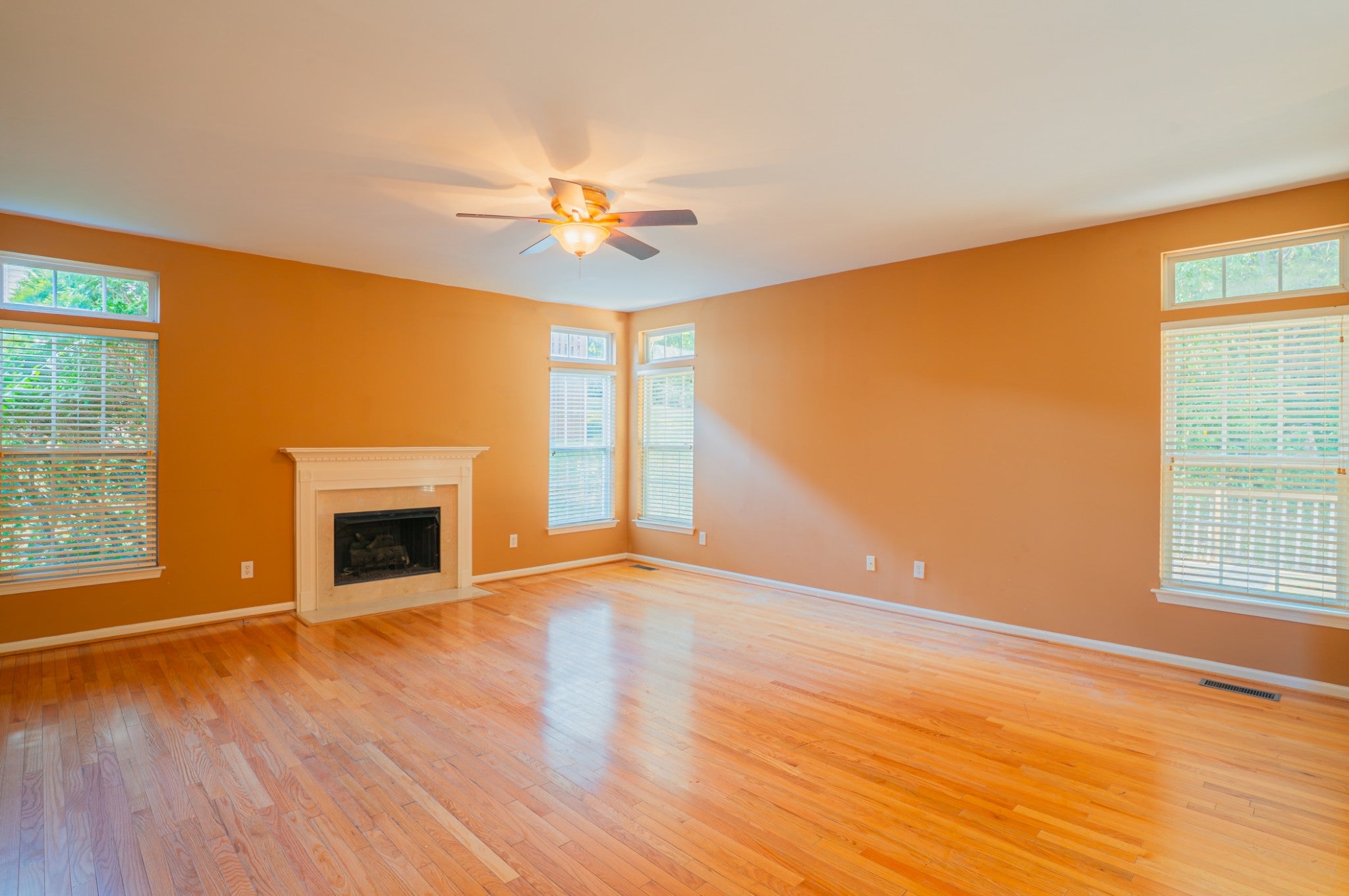 1216 Brentwood Highlands Dr