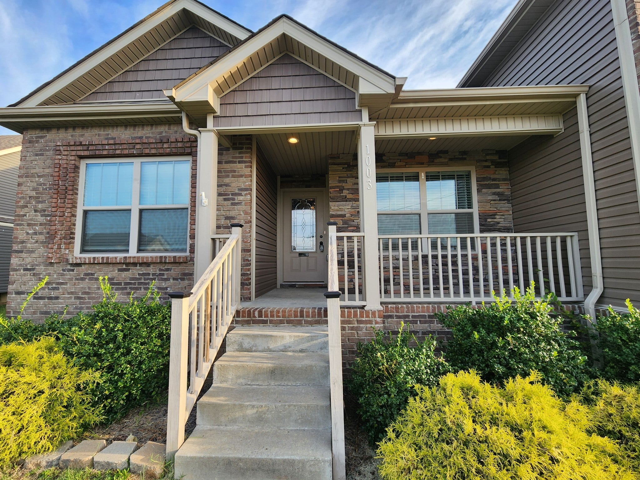 1003 Sunrise Dr