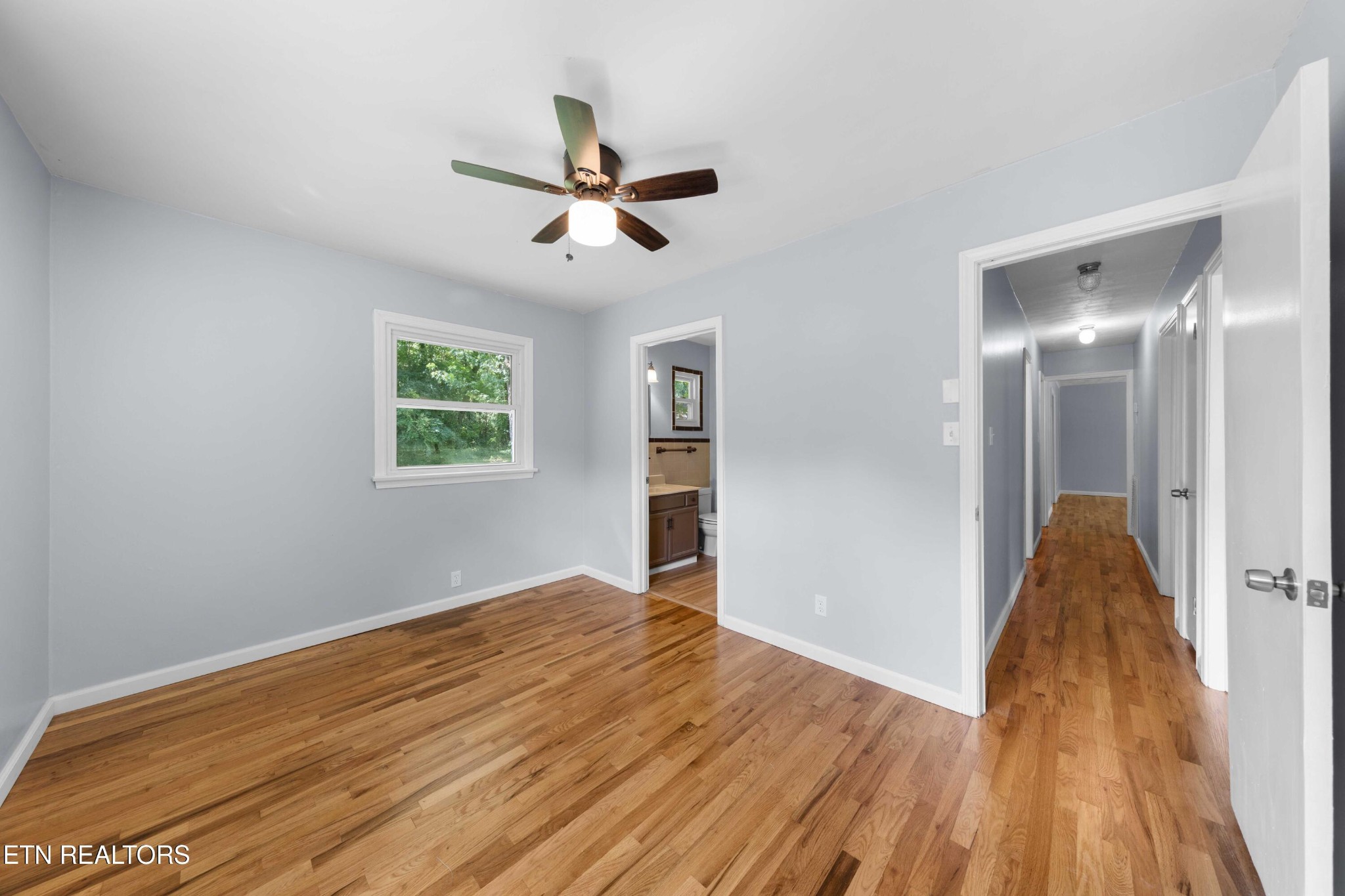2001 Nandina Drive