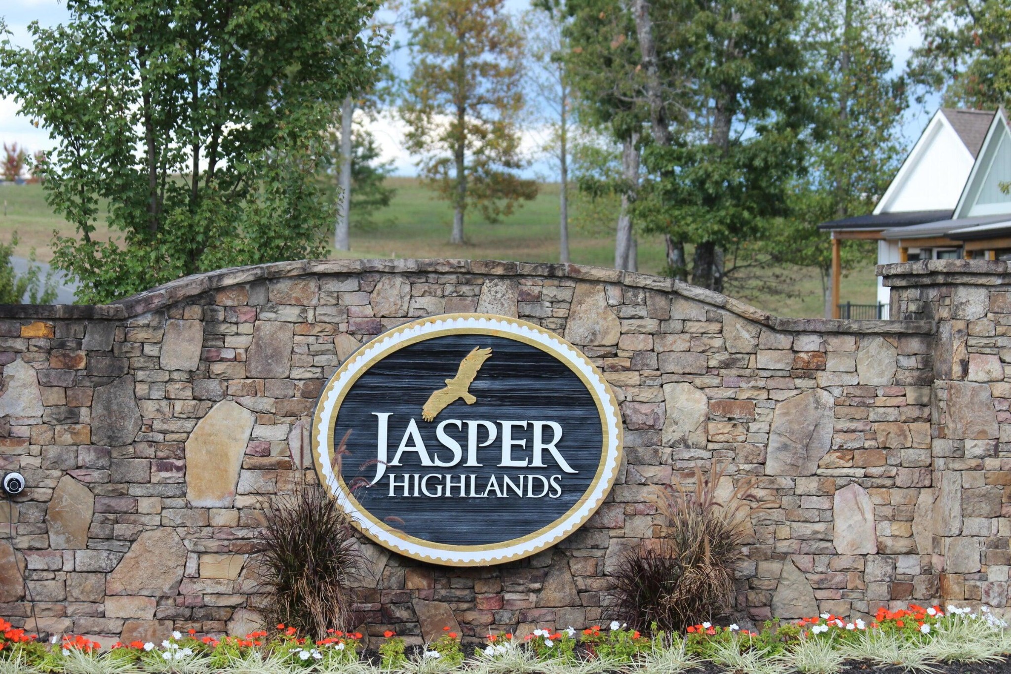 Photo 1 of 20 — 745 Crockett Pointe, Jasper, TN 37347