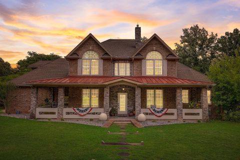 8745 Old Charlotte Pike Pegram TN 37143